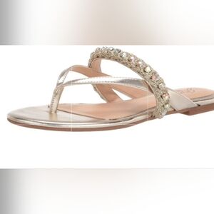 Jewel Badgley Mischka Women's Gold Flip Flop Sandals